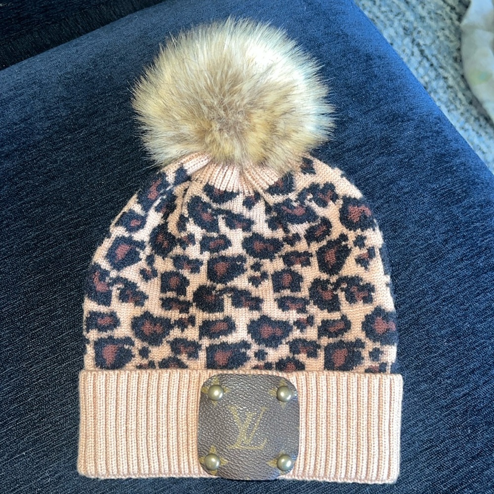 Leopard print LV beanie